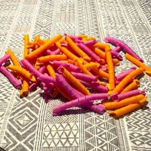 curl formers 70ct, 3 hooks (2sets *70 curlers in total) 1 bag